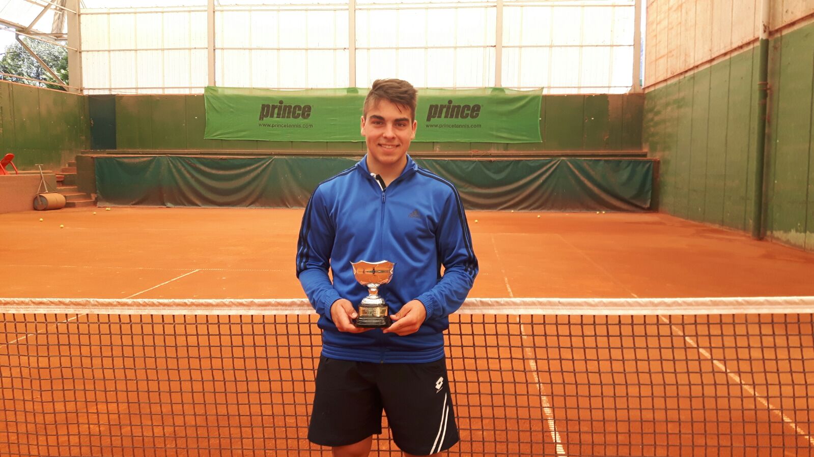 Yon Yecora, campeón de Bizkaia de tenis de categoría Cadete